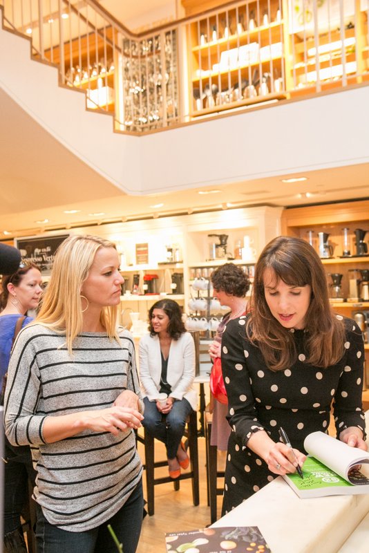 williams sonoma launch party | 52 new foods challenge | jennifer tyler lee | book signing 3