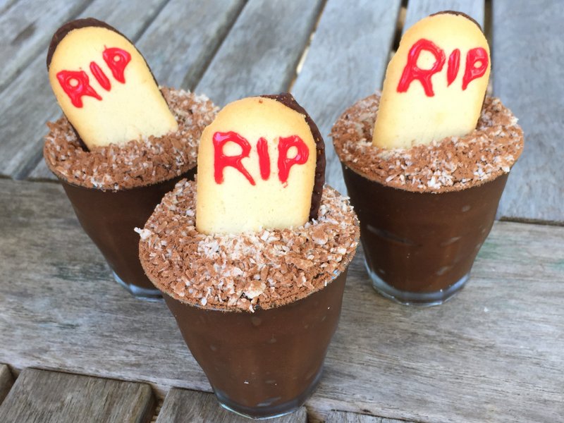 graveyard chocolate pudding cups | jennifer tyler lee | 52 new foods challenge | 2