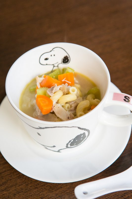 homemade chicken noodle soup | jennifer tyler lee | 52 new foods challenge | snoopy cup